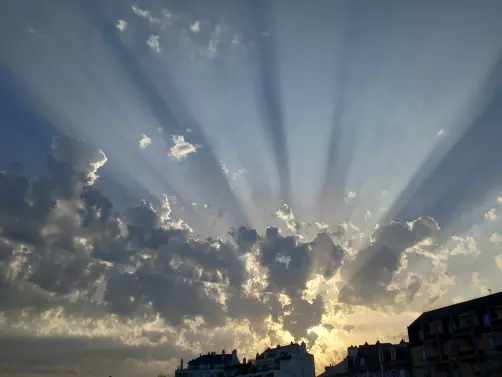 Harmonise ta FL'Âme - Laura Sepieter - guérisseuse de l'âme, du coeur et des corps, accompagnatrice sur votre chemin d'éveil et/ou votre parcours de Flammes Jumelles constellations, guérison des blessures de l'âme, coaching, sonothérapie énergétique
